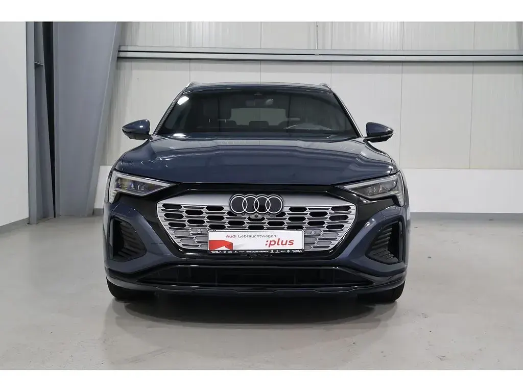 Gebraucht Audi Q8 e-tron S-Line 300 kW (408 PS) 2024 Blau SUV