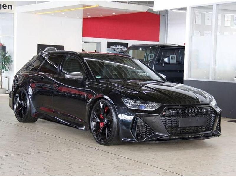 Używany Audi RS6 Premium 600 KM (441 kW) 2020 Czarny Kombi