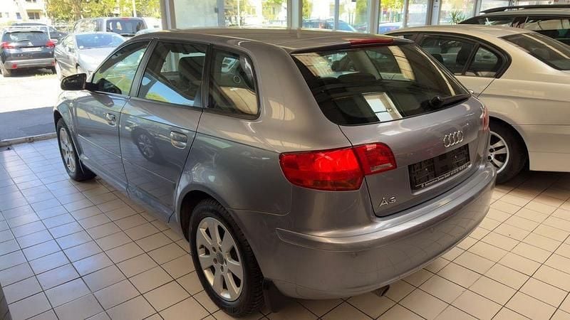 Second-hand Audi A3 Ambiente 116 CP (85 kW) 2006 Argintiu Hatchback