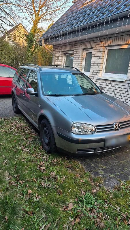 Gebraucht VW Golf IV 107 PS (78 kW) 2005 Silber Kombi