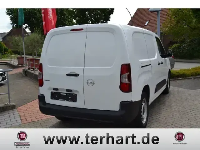 Gebraucht Opel Combo 102 PS (75 kW) 2021 Weiss Van / Kleinbus