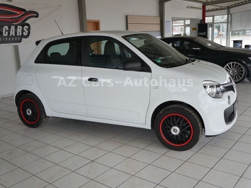 Crystal weiss Gebraucht 2016 Renault Twingo Life Kleinwagen | 5.290 € (Superpreis) - Bild 1/4
