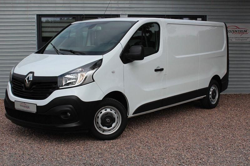 Weiß Gebraucht 2019 Renault Trafic Komfort Van | 14.890 € (Guter Preis) - Bild 1/4