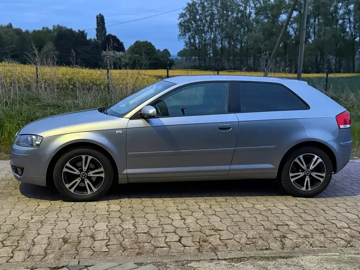 Gebraucht Audi A3 102 PS (75 kW) 2006 Grau Kleinwagen