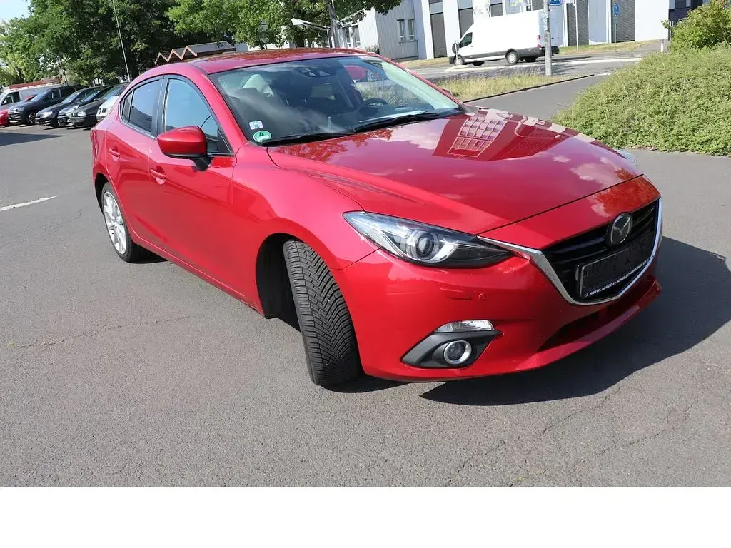Gebraucht Mazda 3 Sports-Line 120 PS (88 kW) 2014 Rot Limousine