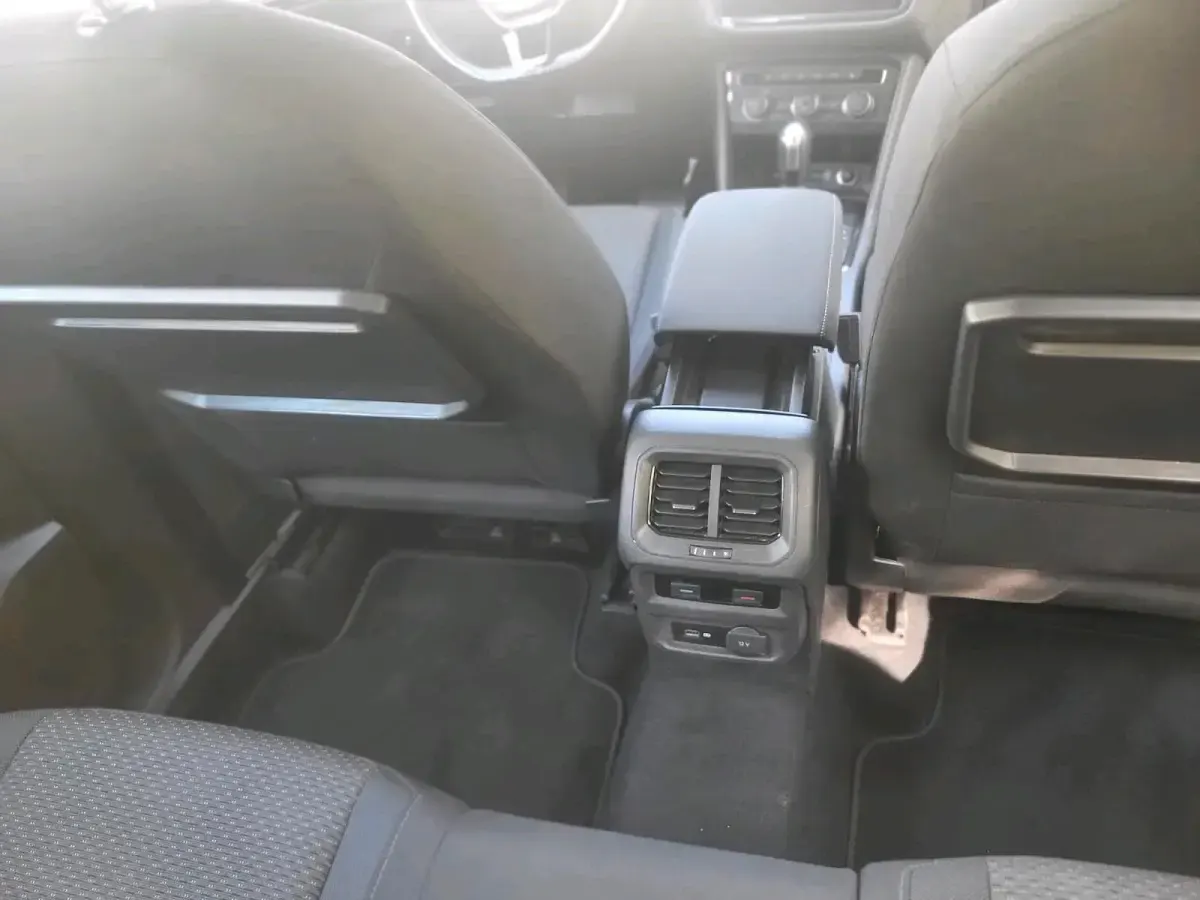 Gebraucht VW Tiguan Allspace 150 PS (110 kW) 2019 Silber SUV