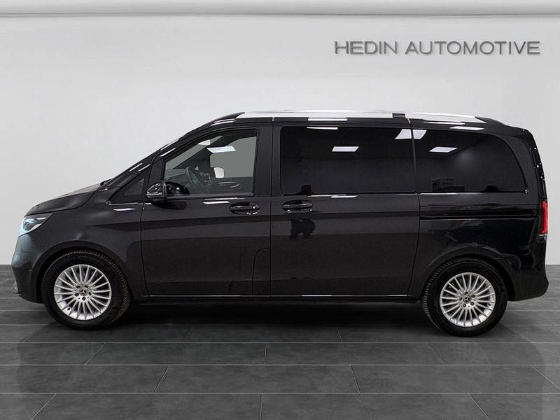 Gebraucht Mercedes V250 Style 190 PS (139 kW) 2024 Grau Van / Kleinbus