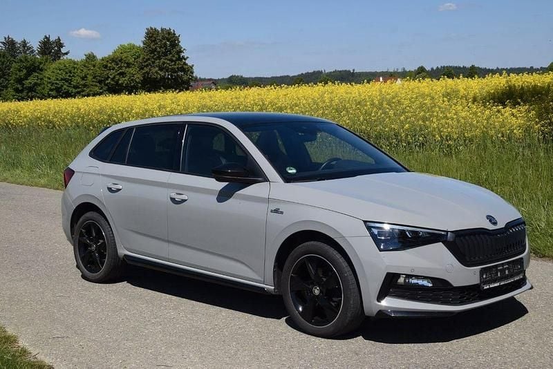 Grau Gebraucht 2022 Skoda Scala Monte Carlo Kleinwagen | 20.600 € (Teuer) - Bild 1/4