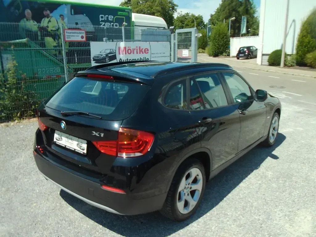 Gebraucht BMW X1 Sport Line 143 PS (105 kW) 2011 Schwarz SUV