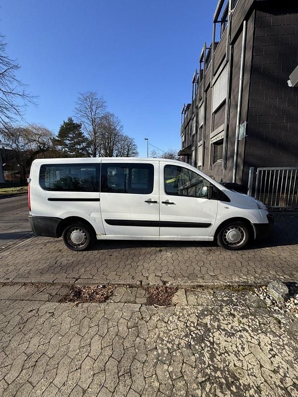 Gebraucht Citroën Jumpy 128 PS (94 kW) 2012 Weiß Van / Kleinbus