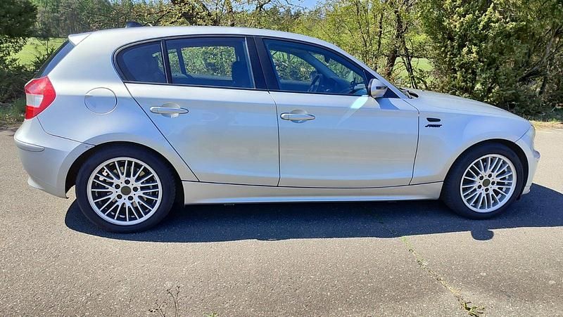 Gebraucht BMW 120 163 PS (119 kW) 2005 Silber Kleinwagen