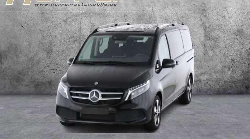 Obsidianschwarz metallic Gebraucht 2024 Mercedes V250 Edition Van / Kleinbus | 56.890 € (Fairer Preis) - Bild 1/4