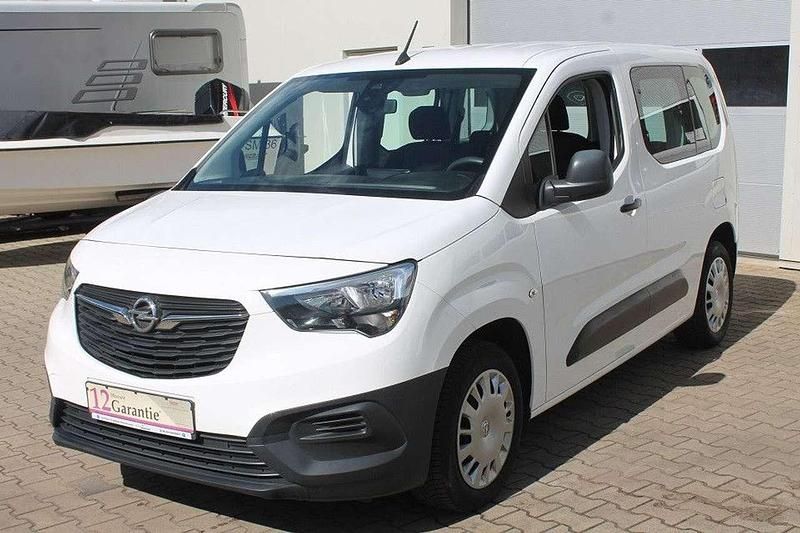 Gebraucht Opel Combo Life S 110 PS (80 kW) 2019 Jade weiss/arktis weiss Van / Kleinbus