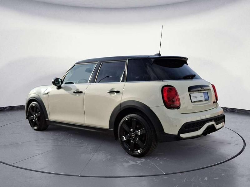 Second-hand Mini Cooper S Classic 178 CP (130 kW) 2022 Alb Hatchback