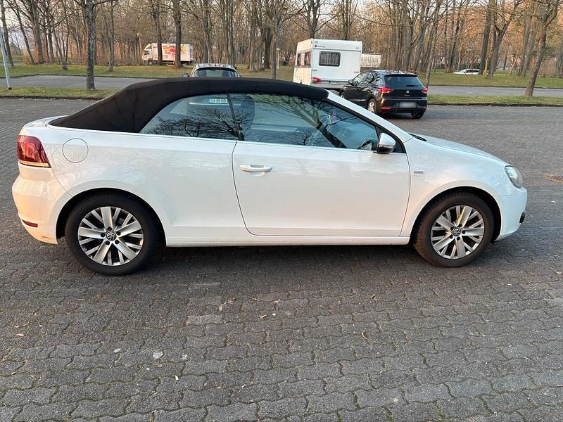Gebraucht VW Golf Cabriolet 122 PS (89 kW) 2013 Weiß Cabrio