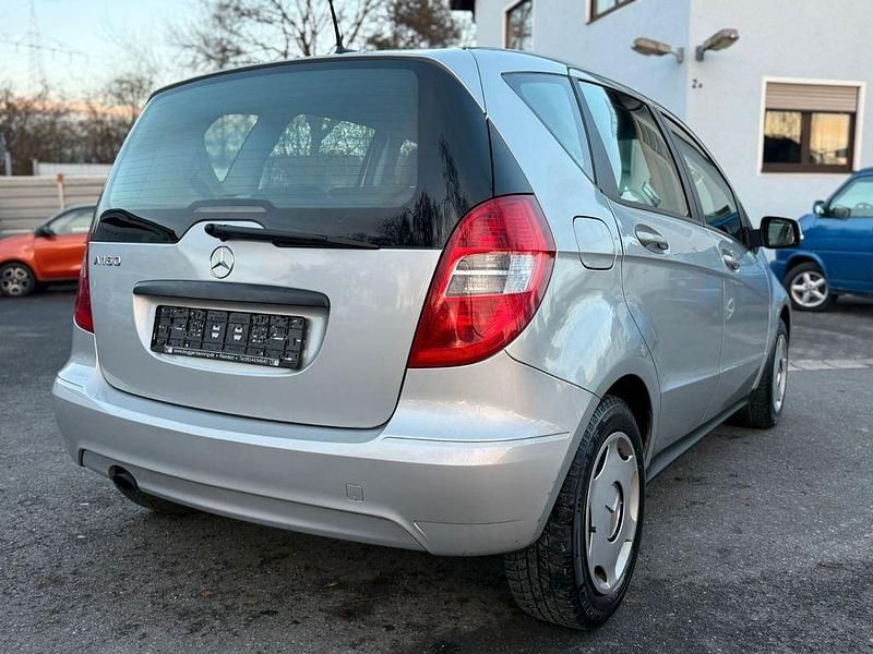 Gebraucht Mercedes A160 95 PS (69 kW) 2009 Silber Limousine