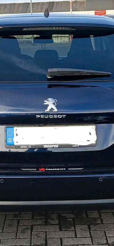 Gebraucht Peugeot 308 115 PS (84 kW) 2015 Blau Limousine
