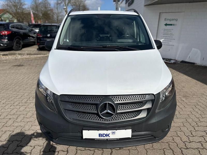 Second-hand Mercedes Vito 163 CP (119 kW) 2019 Alb Van