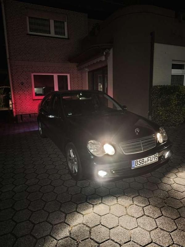 Gebraucht Mercedes 200 122 PS (89 kW) 2005