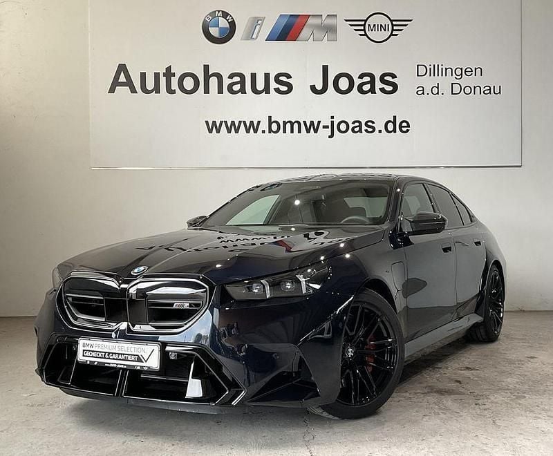 M carbonschwarz Neu 2024 BMW M5 Sport Line Limousine | 134.950 € (Fairer Preis) - Bild 1/4