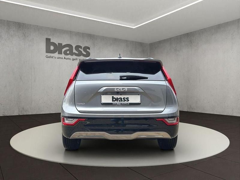 Gebraucht Kia e-Niro Inspiration 150 kW (204 PS) 2023 Stahlgrau met. SUV