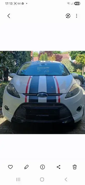 Gebraucht Ford Fiesta Titanium 82 PS (60 kW) 2011 Weiß Kleinwagen