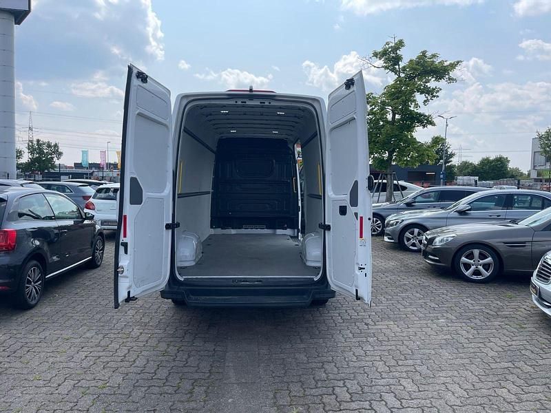 Gebraucht VW Crafter 140 PS (102 kW) 2023 Weiß Van