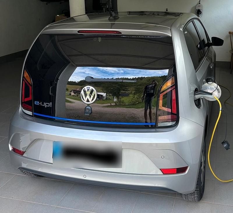 Second-hand VW e-up! 60 kW (82 CP) 2018 Argintiu Hatchback