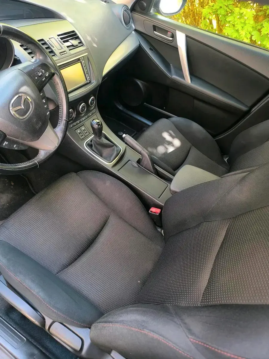 Gebraucht Mazda 3 105 PS (77 kW) 2013 Limousine