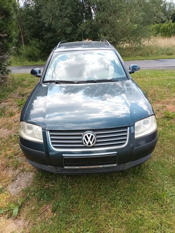 Gebraucht VW Passat 136 PS (100 kW) 2005 Blau Kombi