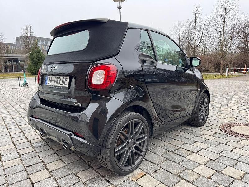Gebraucht Smart ForTwo Cabrio Brabus 109 PS (80 kW) 2017 Schwarz Cabrio