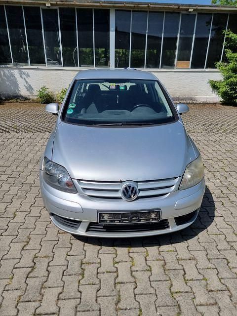 Grau Gebraucht 2006 VW Golf Plus Comfortline Van / Kleinbus | 750 € (Superpreis) - Bild 1/4