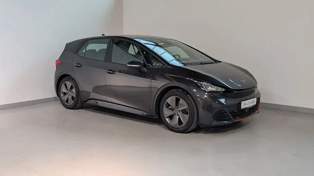 Używany Cupra Born 150 kW (204 KM) 2023 Szary Hatchback