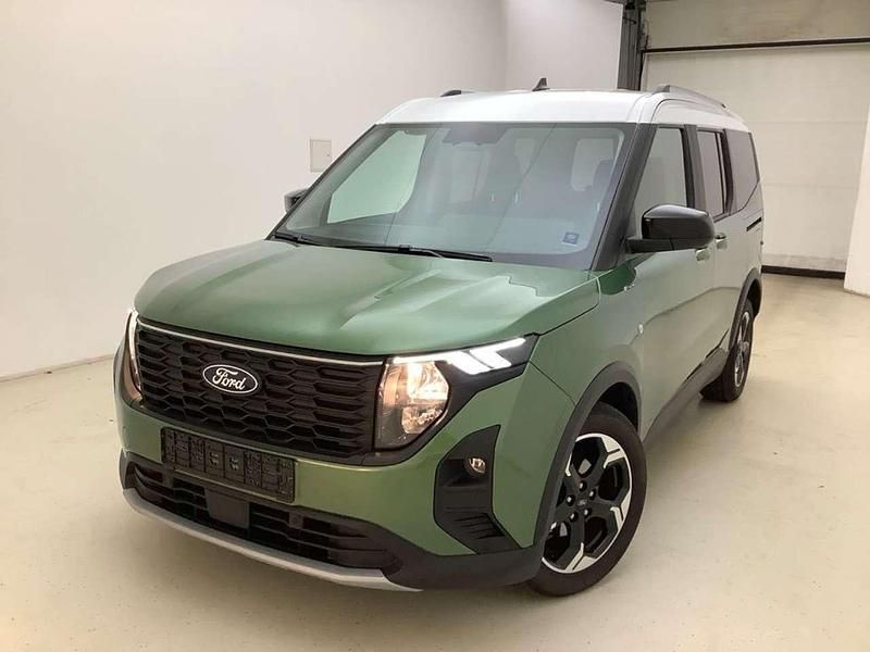 Grün Gebraucht 2024 Ford Tourneo Courier Active Van / Kleinbus | 25.990 € (Fairer Preis) - Bild 1/3