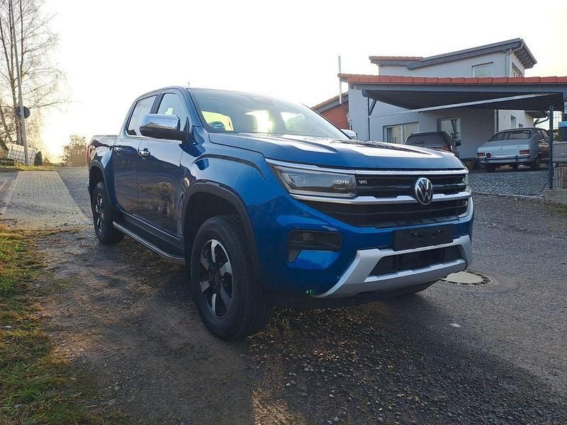Blau Gebraucht 2024 VW Amarok Style Abholung | 47.481 € (Teuer) - Bild 1/4
