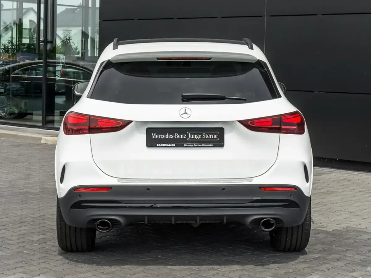 Gebraucht Mercedes GLA35 AMG AMG 306 PS (225 kW) 2024 Polarweiss SUV