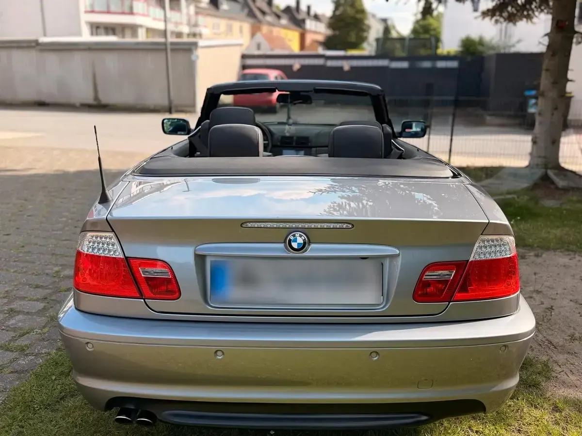 Gebraucht BMW 325 Cabriolet 192 PS (141 kW) 2006 Silber Cabrio
