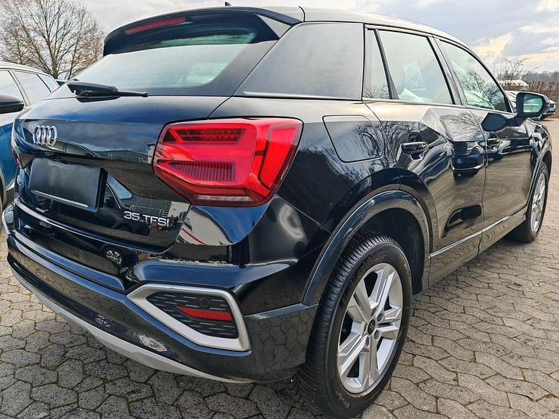 Gebraucht Audi Q2 Advanced 150 PS (110 kW) 2023 Schwarz SUV