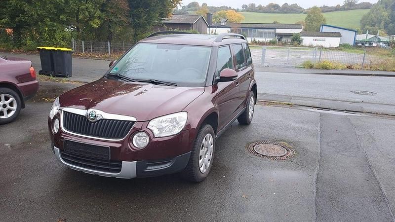Gebraucht Skoda Yeti Easy 105 PS (77 kW) 2012 SUV