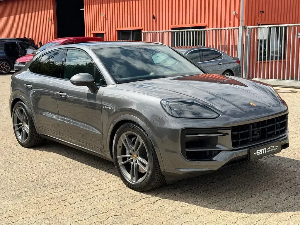 Gebraucht Porsche Cayenne E-Hybrid Coupe Sport 470 PS (345 kW) 2023 Grau SUV