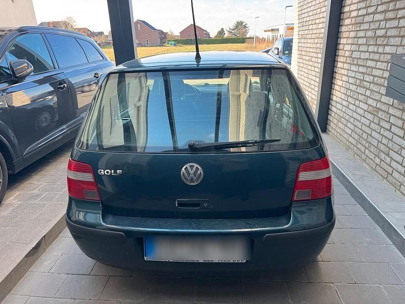 Gebraucht VW Golf IV Edition 75 PS (55 kW) 2002 Grün Limousine
