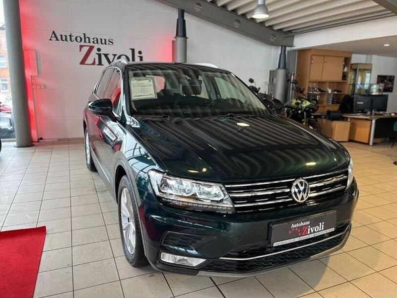 Gebraucht VW Tiguan Highline 150 PS (110 kW) 2017 Grün SUV