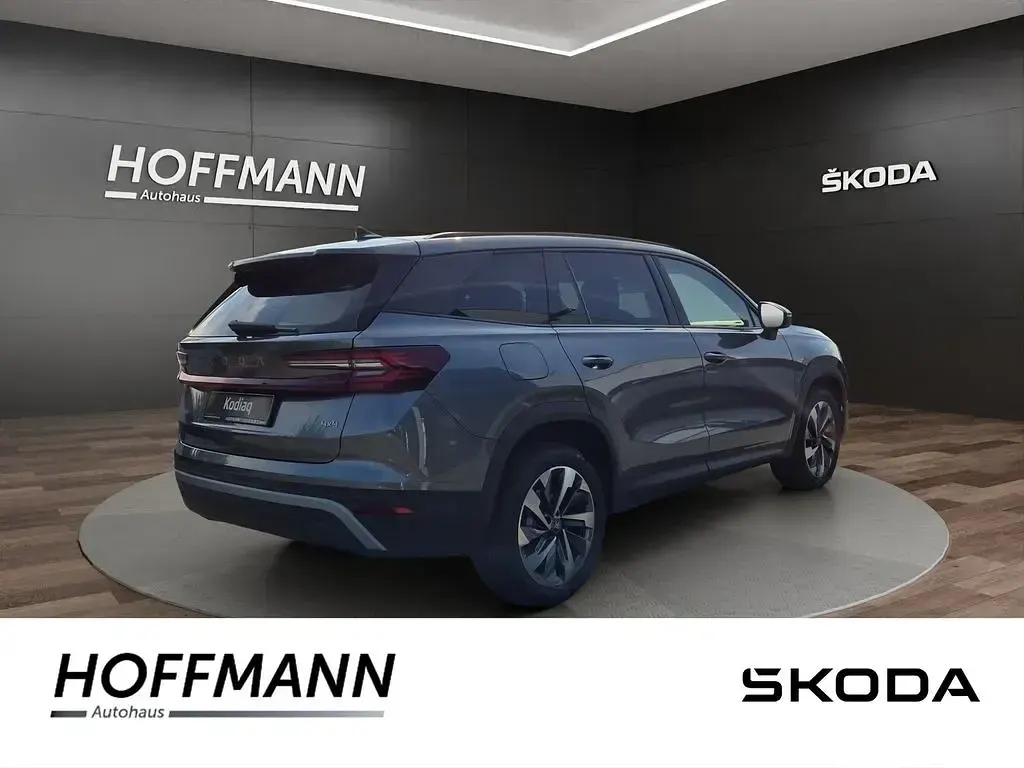 Neu Skoda Kodiaq Selection 193 PS (141 kW) 2026 Grau SUV