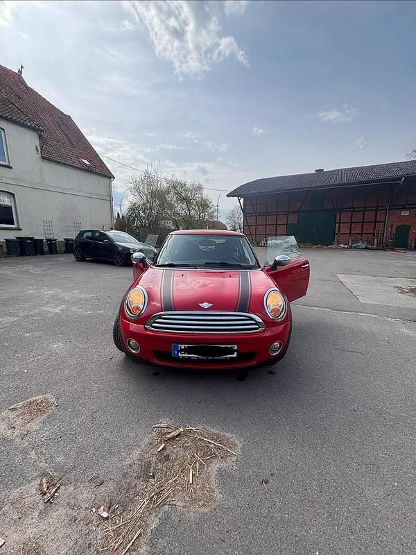 Second-hand Mini ONE 95 CP (69 kW) 2008 Roșu Hatchback