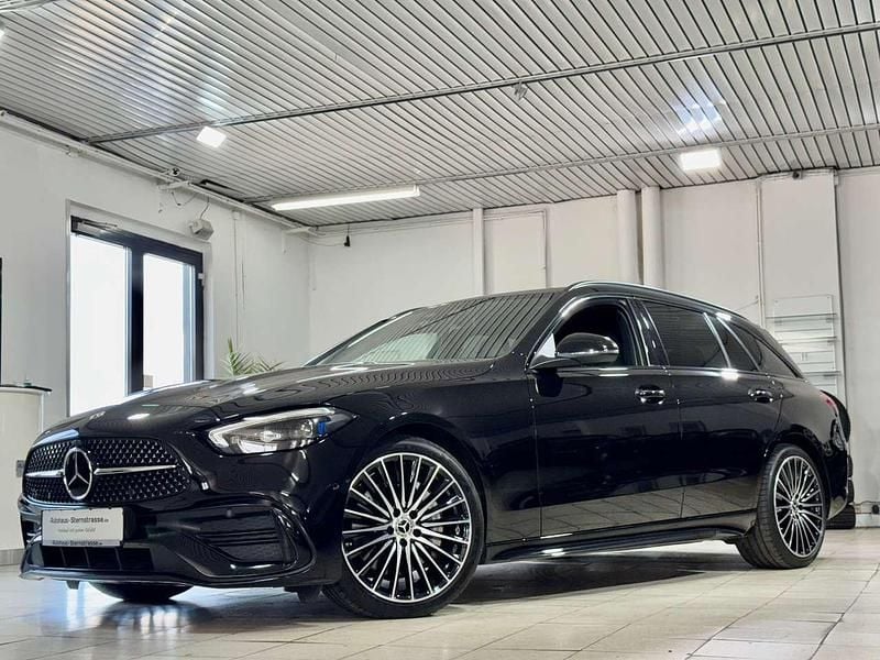 Obsidianschwarz metalliclack Gebraucht 2023 Mercedes C300 AMG line Kombi | 43.580 € (Fairer Preis) - Bild 1/4
