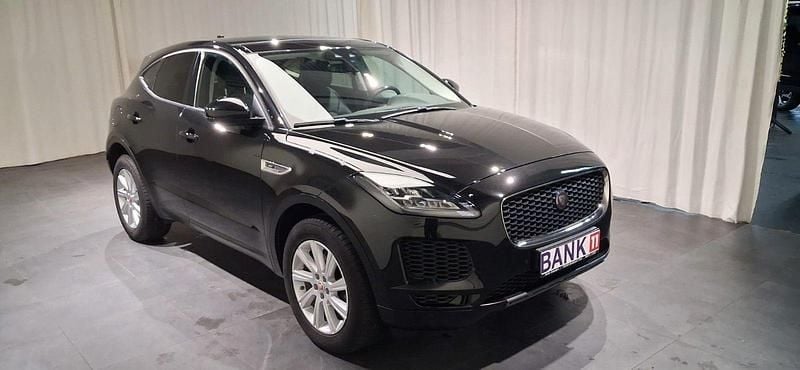 Używany Jaguar E-Pace Basis 179 KM (131 kW) 2018 Czarny SUV