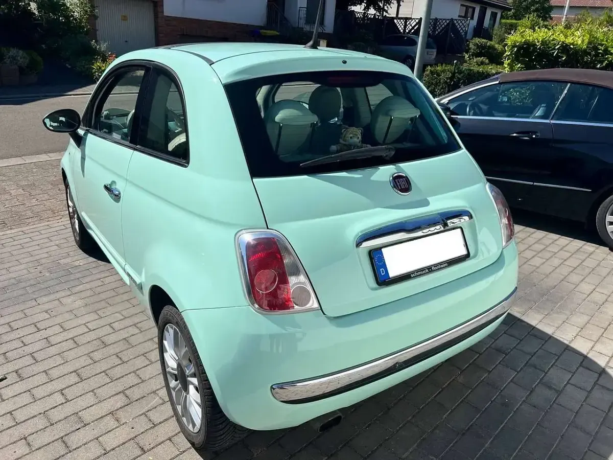 Gebraucht Fiat 500 Lounge 69 PS (50 kW) 2014 Colore esterno lattementa grün Kleinwagen