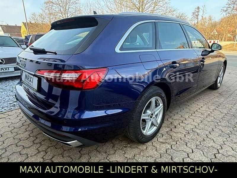 Gebraucht Audi A4 Sport 136 PS (100 kW) 2022 Blau Kombi