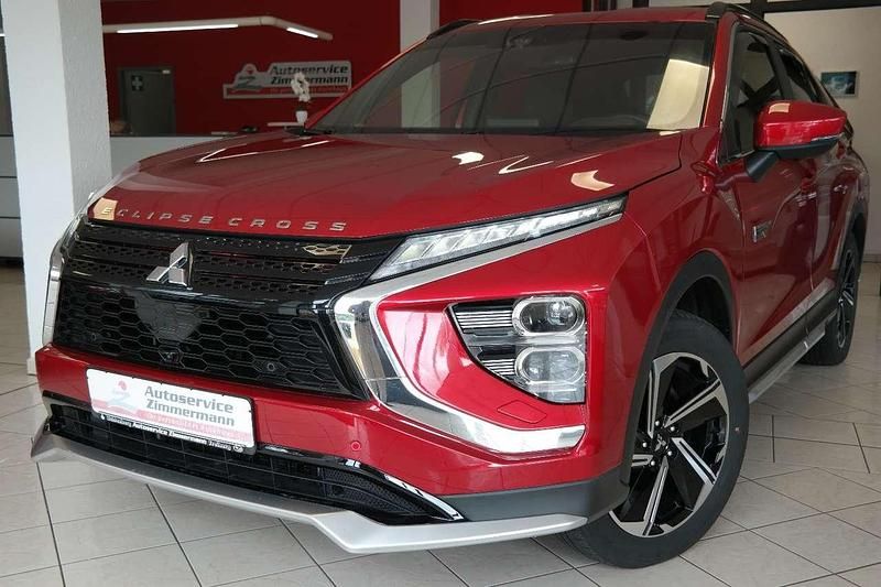 Dynamikrot Gebraucht 2022 Mitsubishi Eclipse Cross Edition SUV | 28.470 € (Teuer) - Bild 1/4
