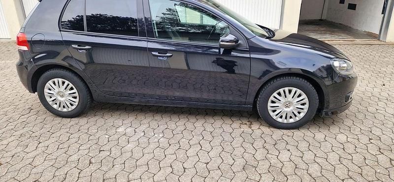 Gebraucht VW Golf VI 102 PS (75 kW) 2009 Schwarz Kleinwagen